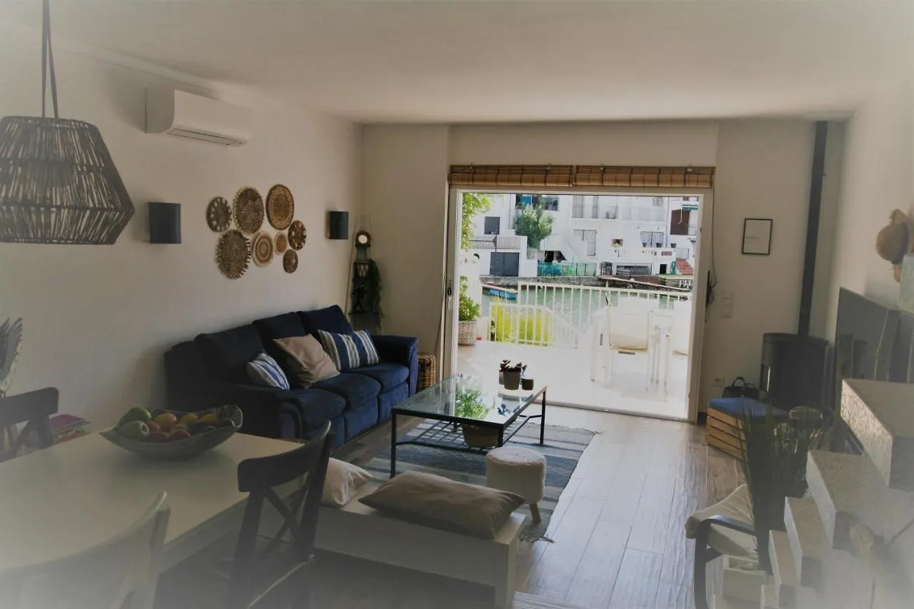 Willa Casa Blue Port Banyuls Empuriabrava 0*,
